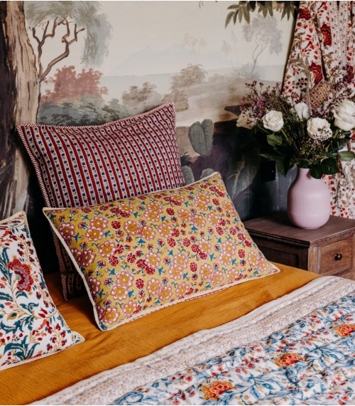Pillow Dalia